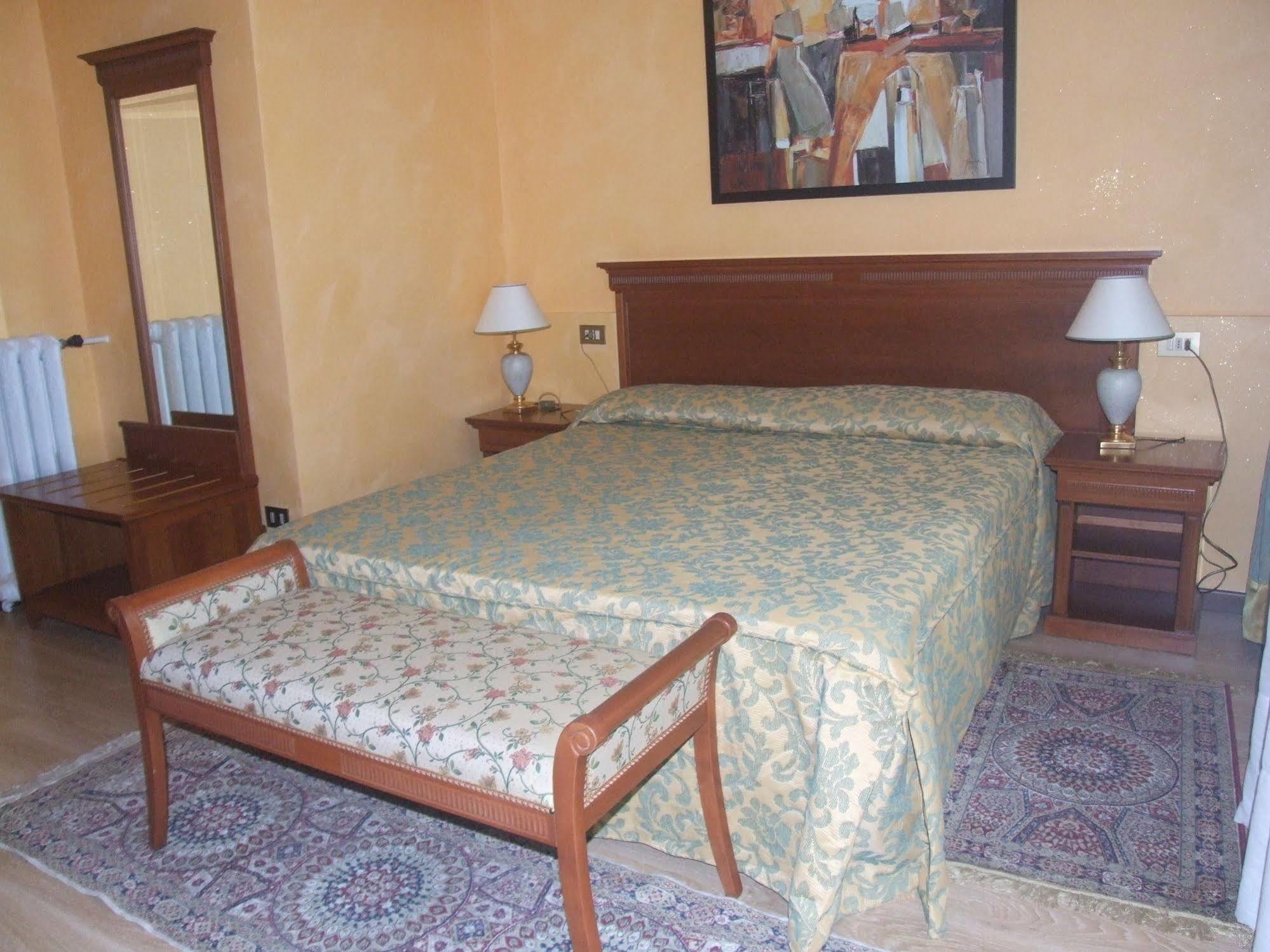 Maderno Hotel
